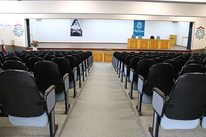 infra-mae-de-deus-auditorio