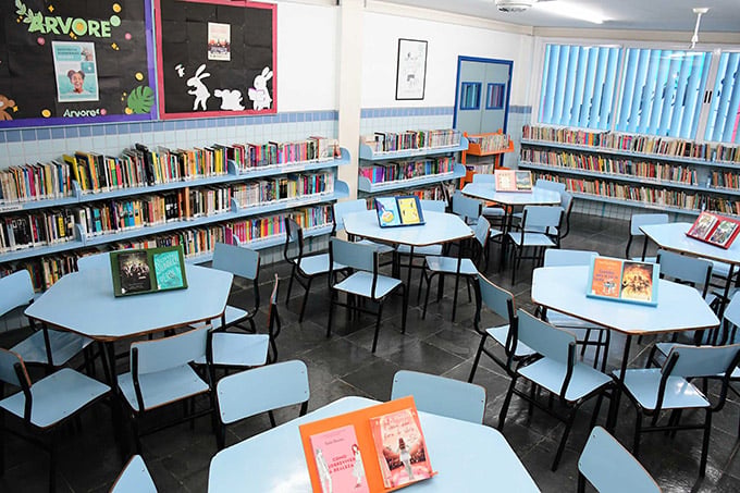 infra-pio-xii-biblioteca